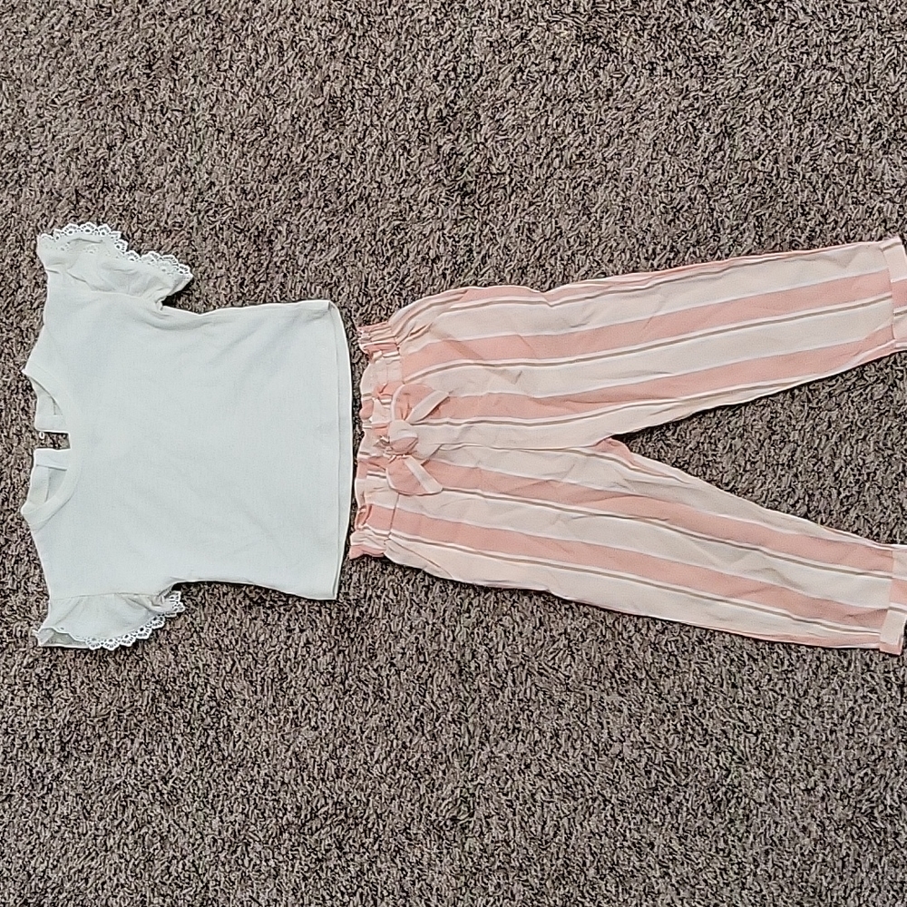 Jessica Simpson toddler set. Like new. Size 2T